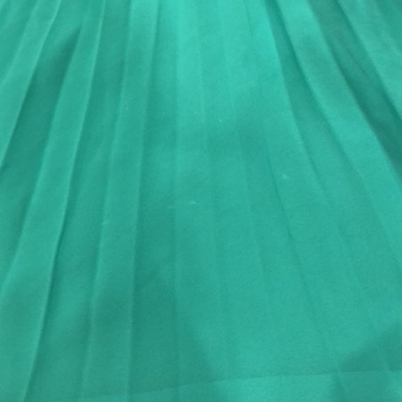 ASOS Green Pleated Midi Skirt - Picture 6 of 8